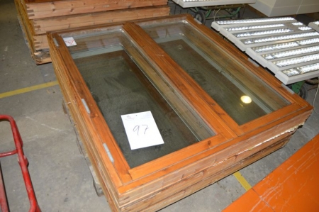 3 x Holzfenster, Seite hing. H x B, C 132 x 119,5. Trolley nicht im Lieferumfang enthalten