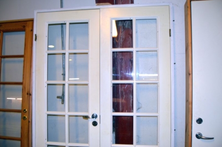 French door with bar windows, clear glass. Frame. Frame dimensions approximately b x h: 131.5 x 209 cm