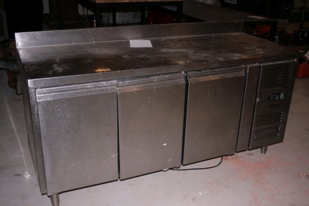 Stainless table, mrk vibocold Gastro-line. with freezer.