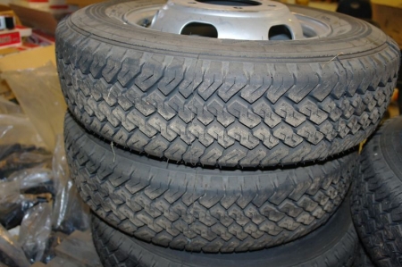 2 pcs new tires med rims, mrk goodyear 185 R 15 C M+S. &  bolt holes with a distance off approx 180 mm