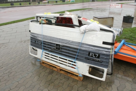 Frontklap + 2 x døre + forrude til Volvo FL7