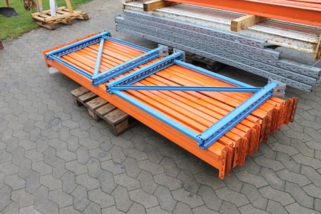 Pallet racks, 2 small caps + about 14 load beams