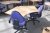 Skrivebord, el. hæve/sænke + 2 kontorstole