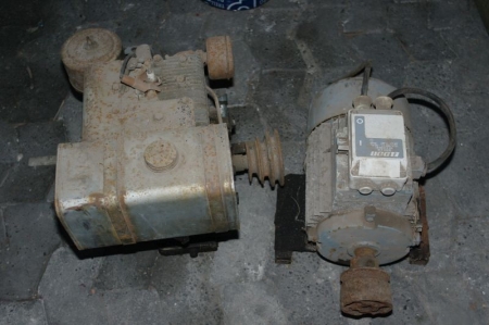 1 pc Electric motor + 1 Petrol, marked Briggs / Straton