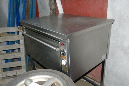 Large kitchen oven, marked Jøni