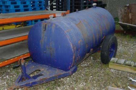 Competitor Water Wagon, about 2000 liters