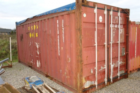 20 fods Container med ny preseningstop. Indeholder ca 20 ton Vejsalt
