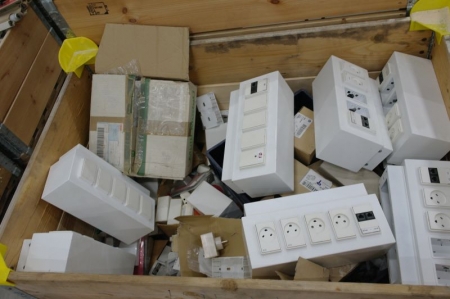 Miscellaneous EL-sections: Contacts, floor box with 2-4 plugs, Bells and more