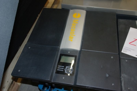 Inverter for Photovoltaic, 3 kW. The relay is damaged but can be repaired for about 2,000 kr. Archive picture