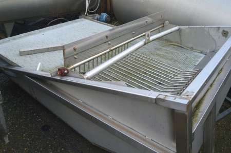 Stainless clam transporter / collector