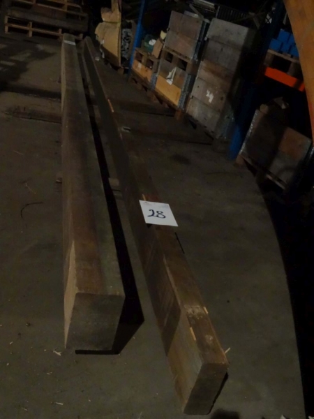 Glulam beam. 23,5X9X660. minor damage in several places