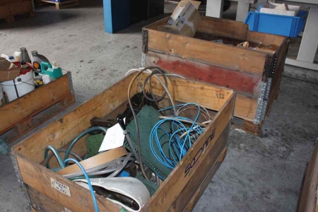 2 pallets with various machine parts