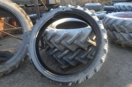 Traktordæk, 9,5 R 44 Reifen-Lauffläche etwa 20%