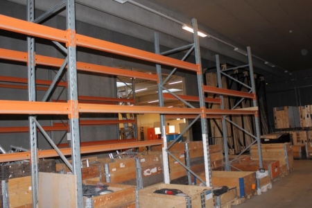 5 subjects pallet rack with 20 beams, H: ca. 4 meters