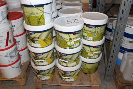 Pallet with about 25 pcs. buckets, bindoplast 3/5 (some whole-filled)