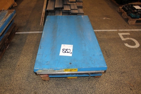 Hydraulisk løftebord, Translyft max 1000 kg, L: 130 cm, B: 80 cm (dele der mangler: cylinder + kontakt)