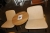 Rundt Hay bord + 2 stk. stole Storm fra Hurup møbelfabrik, meleret beige læder