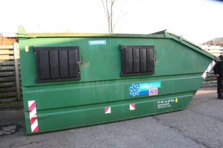 Affaldscontainer. Micodan. Årgang 2002. Kapacitet: 16 m2