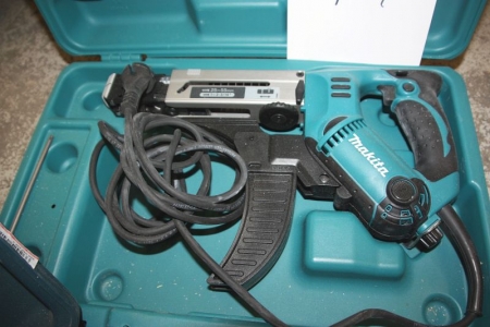 Drywall screwing machine, Makita, in case (hardly used)