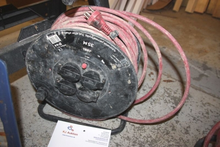 Rubber power cable reel, Jo-El, 35 m. NOTE: plug defective