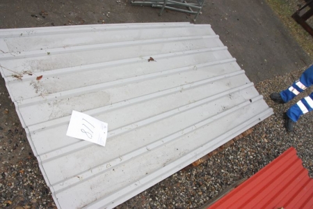 4 x steel roof tiles, approximately 110 x 210 cm