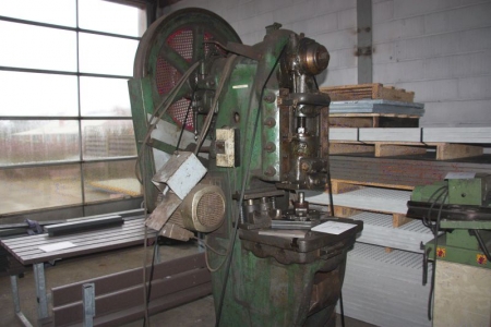 Eccentric press, DPF model KA-24-180. Capacity: 24 tons. Condition unknown
