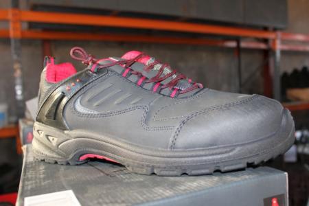 3 pairs of safety shoes, Mascot str. 41