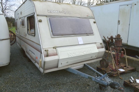 Campingvogn, Home-Car. Mangler vindue. Et dæk er defekt. Sælges uden papirer