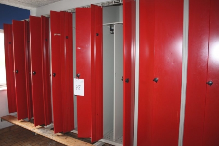 4 locker units, double panel doors, 3 rooms