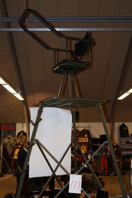 Sliding Ladder with rotatable chair and support for the rifle. 2 meters high