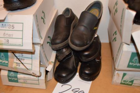 3 pairs of safety shoes, unused, 36, 38, 40