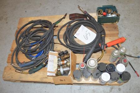 Pallet with various, including 4 x CO2 welding cables with torches + tig welding cable + miscellaneous cans of weldspray etc.