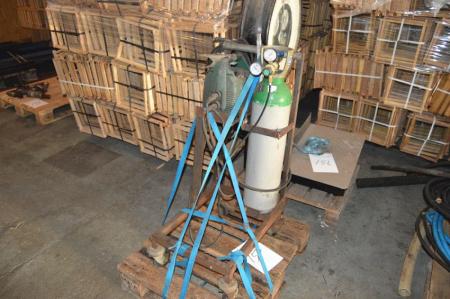 Stick welding rectifier, Migatronic + gas cylinder mounted in the frame on wheels. Untested