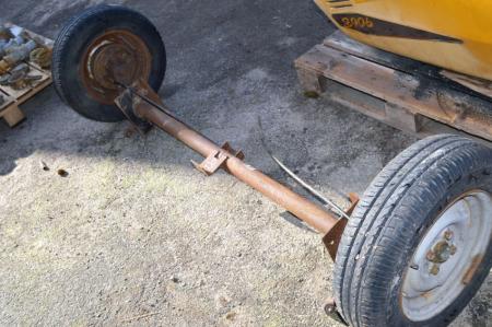 Trailer Axle including cable. Total width of 2 meters. Nearly new tires: 165/79 R13