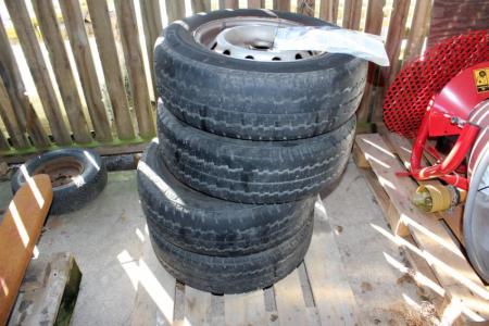 4 tires with rims 205/70 R15 5 hole