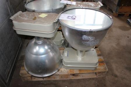 2 Stck. Industrielle Lampen, Glamox, GDH-B 700 HG - 700 W, 200 V, 50 Hz H: 72 cm Ø 56 cm