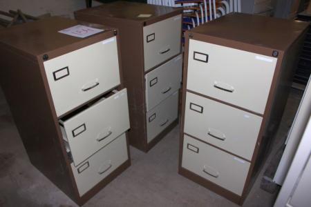 3 pieces. filing cabinets with 3 drawers + 1. filing cabinet with 4 drawers