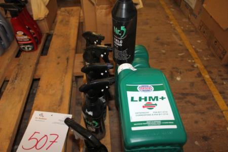 6 pieces. Rim cleaner + 6 pcs. engine oil LHM +