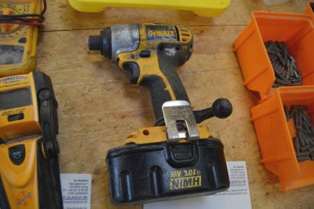 Cordless impact wrench, DeWalt battery, but without charger