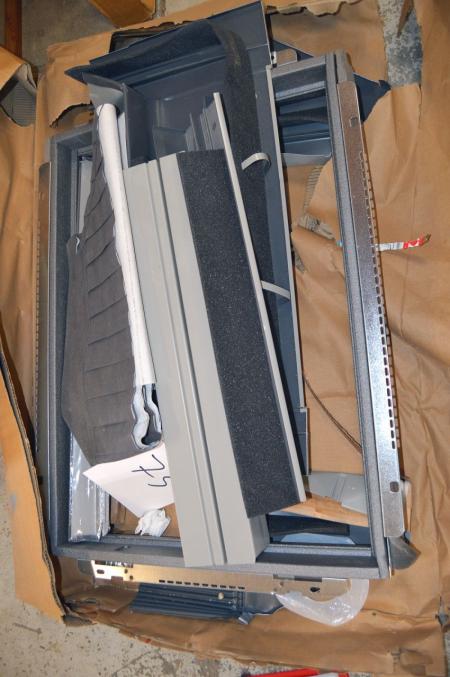 Velux tagvinduesinddækning, mærket EDW CK02, 55 x 78 cm, 2000. Ubrugt i original emballage