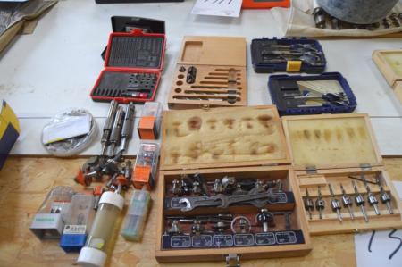 Various milling tools and profiles + wood drill etc.
