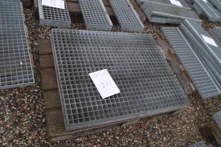 2 x gratings, galvanized, ca. 80 x 100 cm. Pallet not included