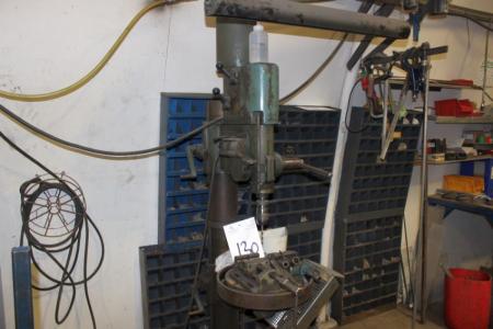 Drill press, Arboga with 2 machine vices