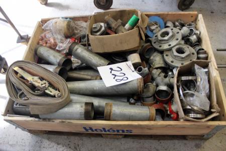 Pallet with various pipe fittings + clamps etc.