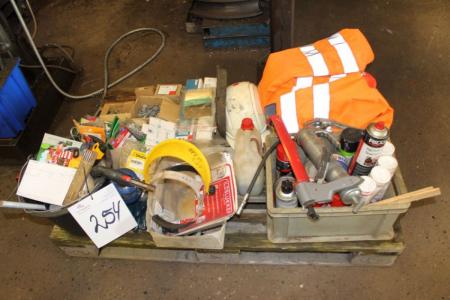 Pallet with various consumables m.v ..