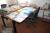 El hæve/sænke skrivebord Labofa Munch + EFG skab med jalusilåge + kontorstol
