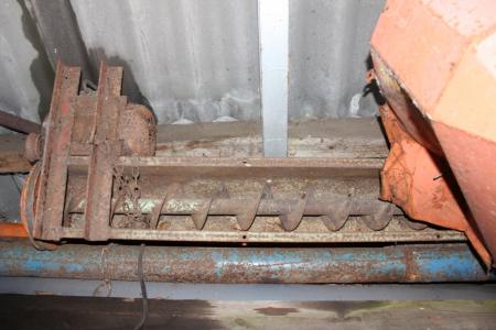 Grain auger approximately 5 meters