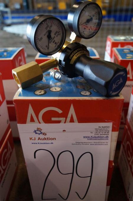 2 Stck. AGA UniControl 500 Regler eingestellt mit Sauerstoff und Acetylen. (Archivbild)