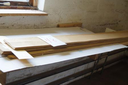 Oak veneer 20.6 m2 width of 7-16 cm in length from 97 to 203 cm