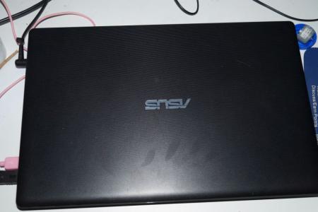 acer laptop X551c formatted